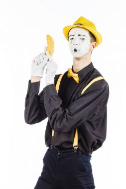 Suç, bir ganster şeklinde bir pandomim portresi. Yarış