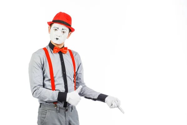 Porträtt av en man, konstnär, clown, Mime. Visar något, isolerade — Stockfoto