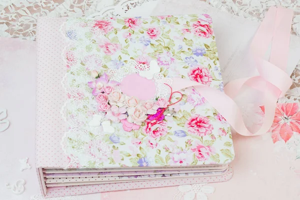 Ev yapımı albüm / klasör. Scrapbooking, DIY