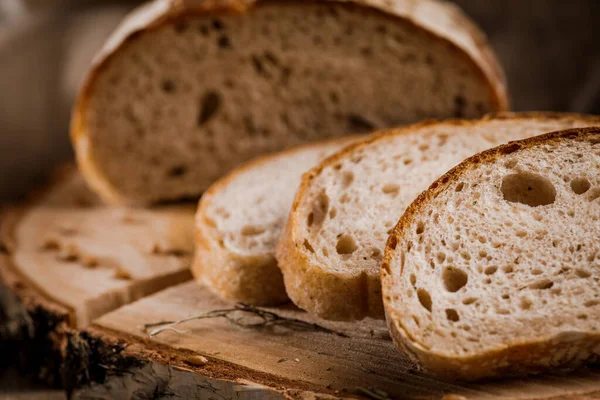 Freshly Baked Bread Cut Chunks Wooden Board — 图库照片