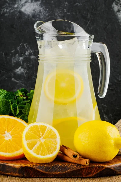 limon suyu, portakal, tarçın ve nane