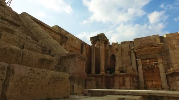 De historische grondgebied van Jerash. Jerash is de oude stad van Jordanië. Romeinse ruïnes. — Stockvideo