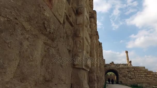 Ruins of the ancient city of Jarash (Geras) Jordan. History — Stock Video