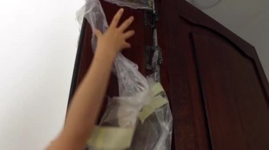 Kapının paket kız yapsın