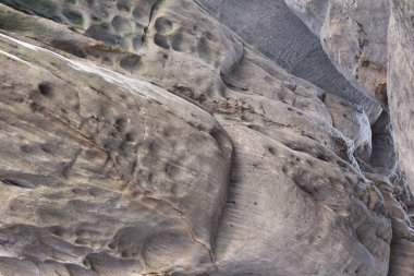 Kaya dokusu. Dağ duvarının dokusu. Dağ Rölyef.