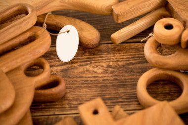 Farklı şekil ve büyüklükte dekoratif kesme tahtası.