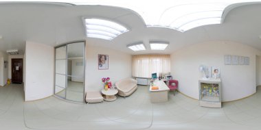 Modern bir Avrupa kliniğinin panoramik görüşü. Modern ekipmanlar. Dolabın içinde küresel yansıma.