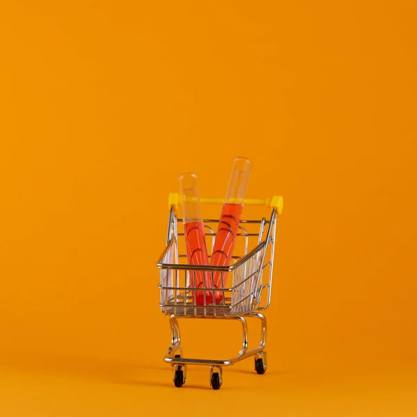 Coronavirus Concept Vaccine Vaccine Shopping Cart Yellow Background Covid Virus — Stock Photo, Image