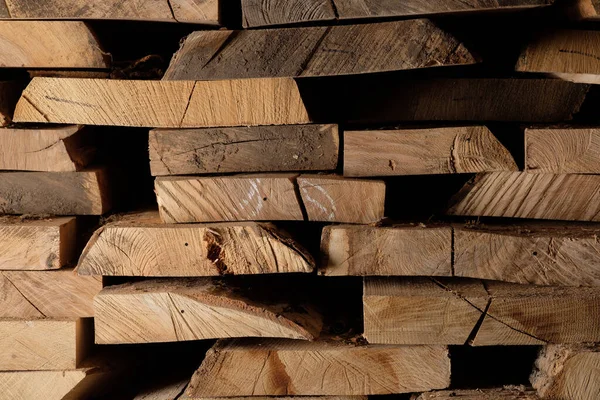 Eski doğal kalıplı ahşap doku arka plan yüzeyi. Ahşap arka plan dokusu yakın çekim. Üst görünüm.