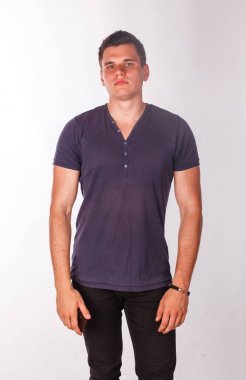 yakışıklı seksi adam maço portre içinde izole Studio