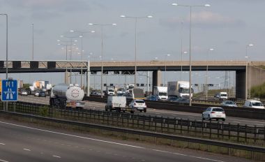 İngiliz otoyol M1 trafik