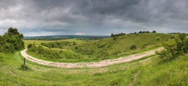 Fırtınalı bir günde İngiliz manzara