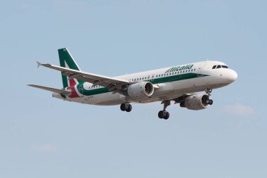 Alitalia uçak iniş