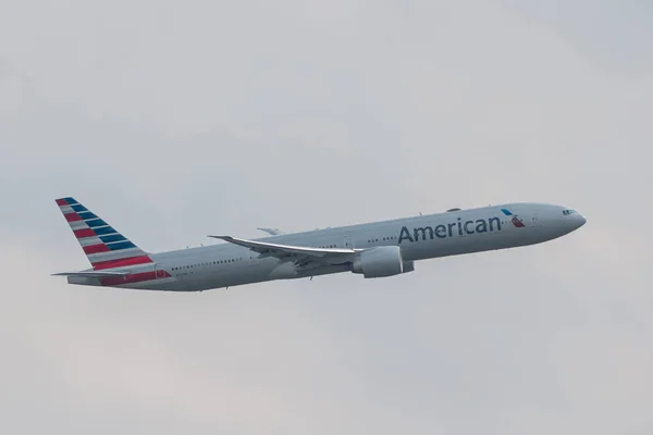 American Airlines obruste bere — Stock fotografie