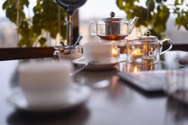 Kafede çay seremonisi