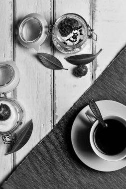 Tablo çilekli tatlı