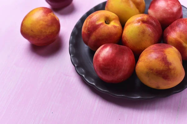 Composition of ripe peaches — Stock Photo, Image