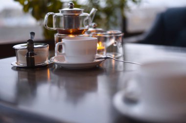 Kafede çay seremonisi