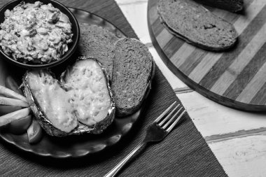 Fırında patates sebze ve mantar ile