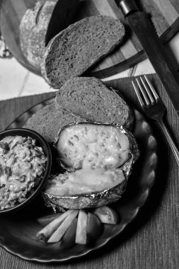 Fırında patates sebze ve mantar ile