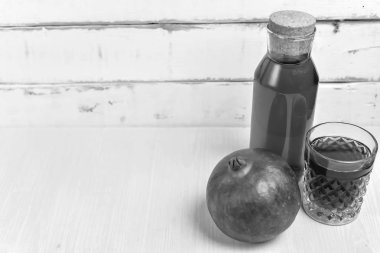 Nar suyu ile kompozisyon