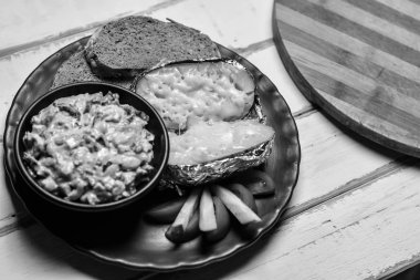 Fırında patates sebze ve mantar ile