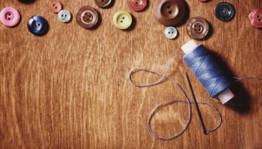 Nesneleri nakış makas ve düğmeler için