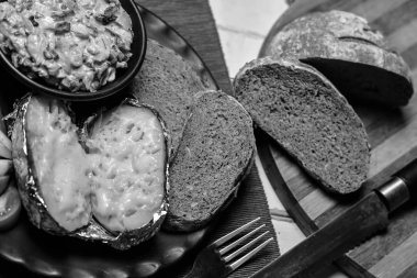 Fırında patates sebze ve mantar ile