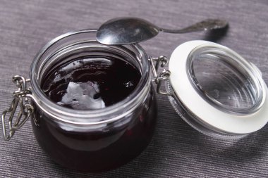 çay tablo reçelli. Lezzetli tatlı. Şeker Breakfa için