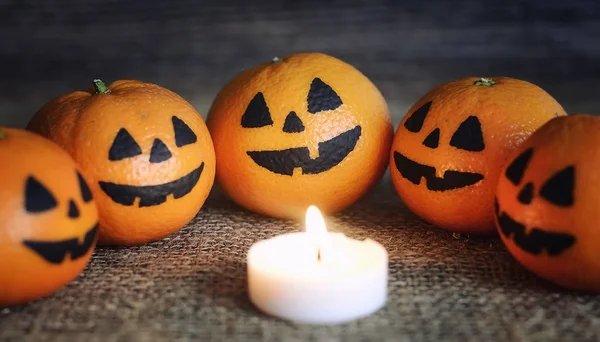 Cadılar Bayramı tatile korkunç yüzleri boyalı