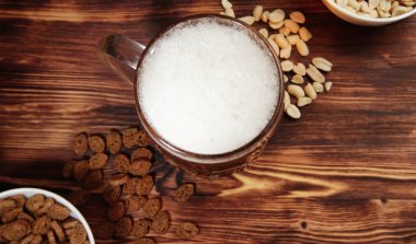 Bira kupa ve aperatif