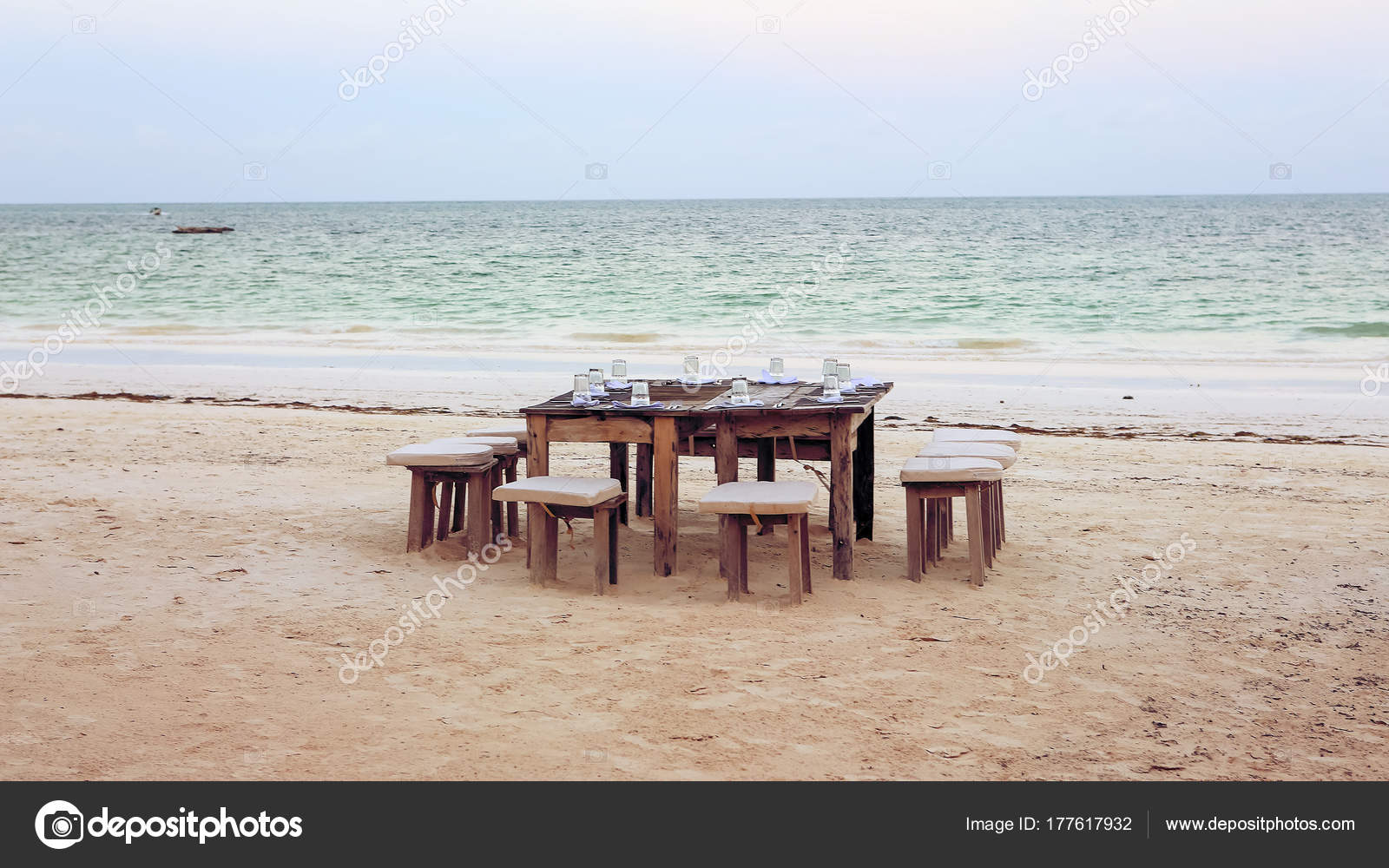 beach table and chairs
