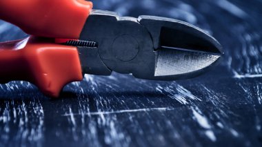 Pense masanın üzerinde yatan onarım çalışmaları için. Tamir araçları h