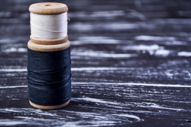 İş parçacığı üzerinde Tablo biriktirme. Bir makaraya zanaat için iş parçacığı. Ma