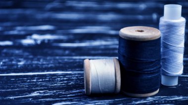 İş parçacığı üzerinde Tablo biriktirme. Bir makaraya zanaat için iş parçacığı. Ma