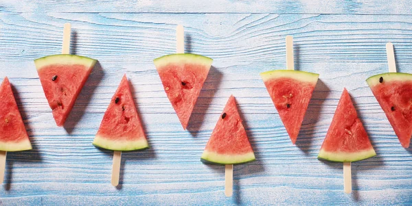 Slices of juicy red watermelon — Stock Photo, Image