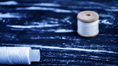 İş parçacığı üzerinde Tablo biriktirme. Bir makaraya zanaat için iş parçacığı. Ma