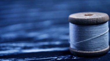 İş parçacığı üzerinde Tablo biriktirme. Bir makaraya zanaat için iş parçacığı. Ma