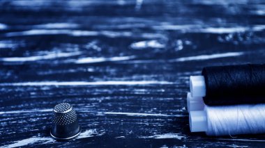 İş parçacığı üzerinde Tablo biriktirme. Bir makaraya zanaat için iş parçacığı. Ma