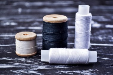 İş parçacığı üzerinde Tablo biriktirme. Bir makaraya zanaat için iş parçacığı. Ma