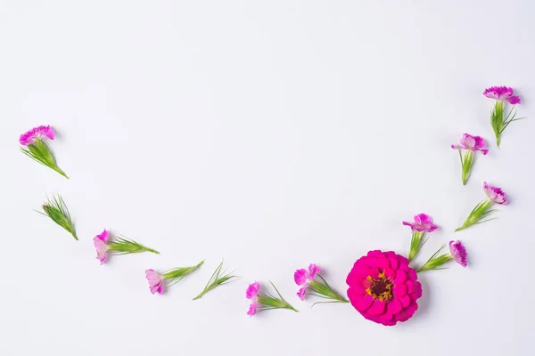 Quadro de flores na mesa — Fotografia de Stock