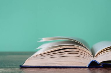 Eğitim kitapları ve diğer nesneleri kavramı