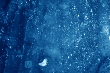 Mavi sprey çeşme geceleri