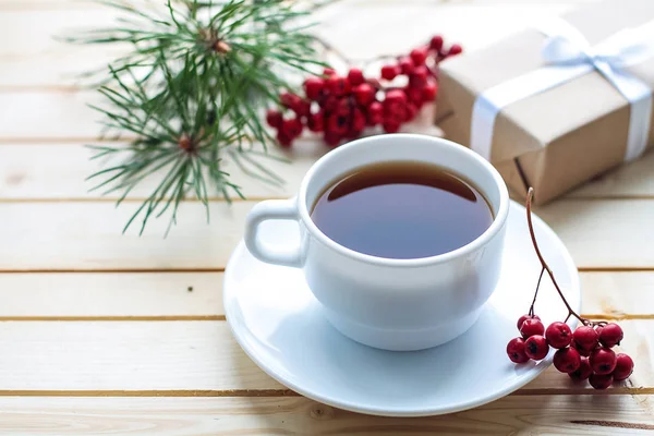 Té y golosinas para una casa de vacaciones. Bebo frutos secos y bayas. Spr. —  Fotos de Stock