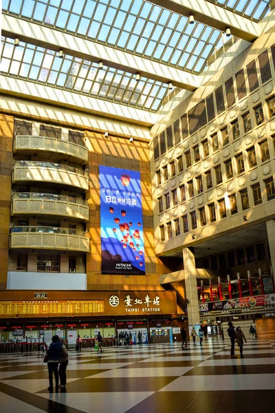 Taipeh Station ist der wichtigste Verkehrsknotenpunkt — Stockfoto