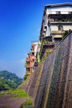 Kırsal nehir yan Wulai bölgesinde