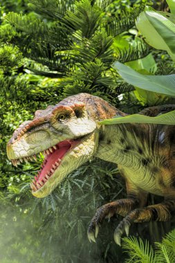 Gün görünümü güzel dinozor heykel parkta görüntüleme. 