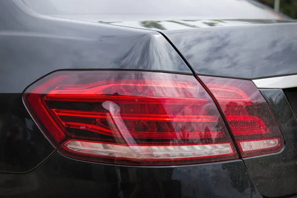 Luzes de freios vermelho carro — Fotografia de Stock