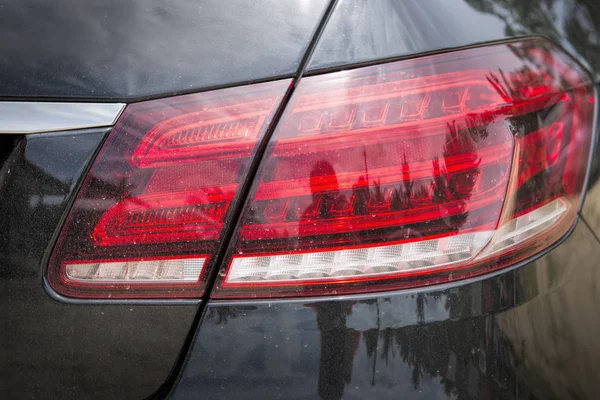 Luzes de freios vermelho carro — Fotografia de Stock