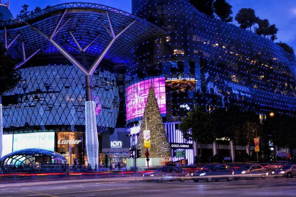 Weihnachtsdekoration an der Singapore Streuobststraße — Stockfoto